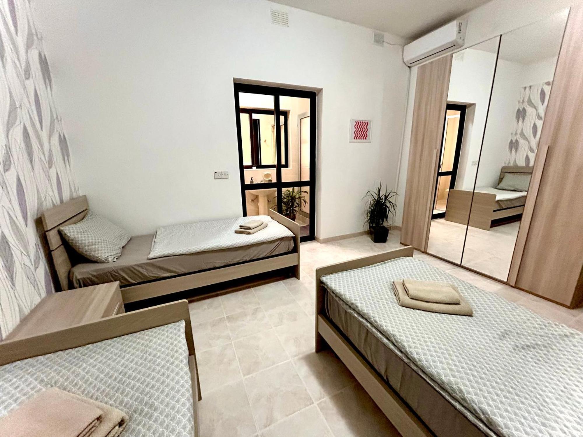 Arzella Apartments Xlendi Stylish Stay Near Beach Local Eats Exteriér fotografie